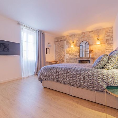 Les Gites Du Chateau Bouhet Exterior photo